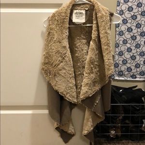 Dylan vest